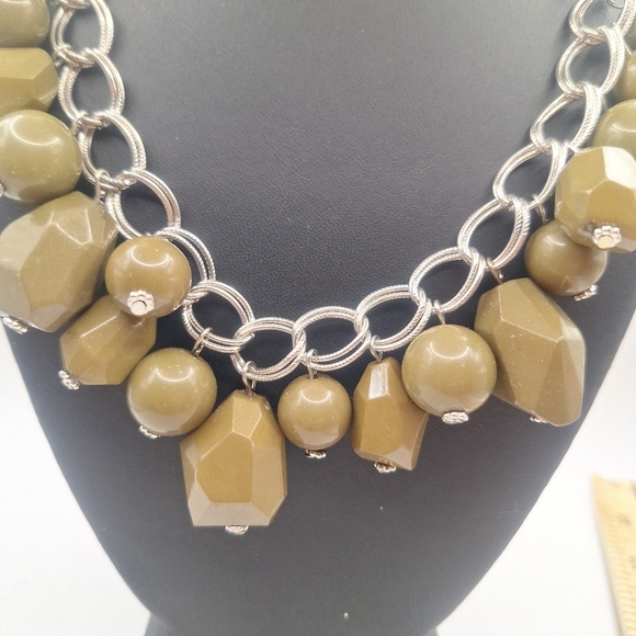 Paparazzi Necklace/Earring Set Green - Picture 6 of 6